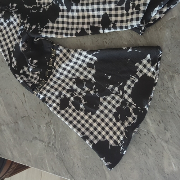 Extra large pullover blouse. - Picture 6 of 8